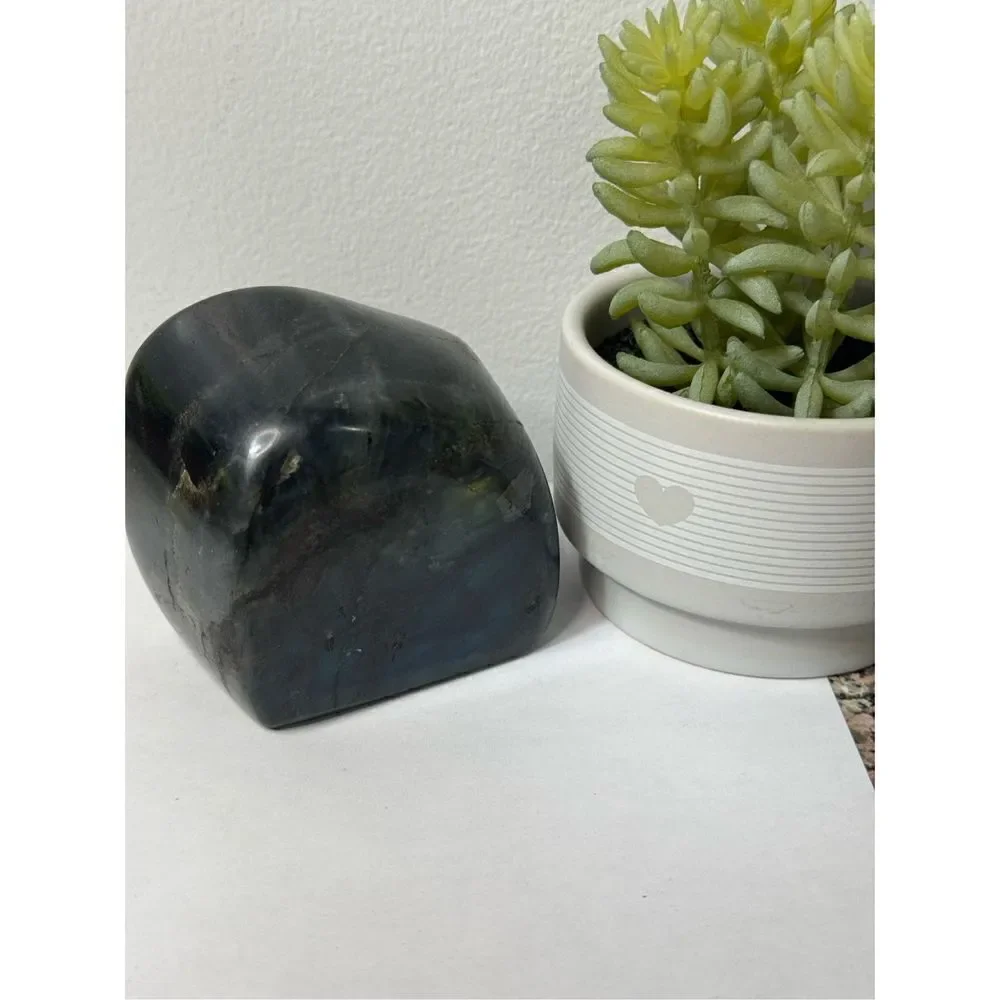 Labradorite Freeform Blue Flash - Picture 5 of 9